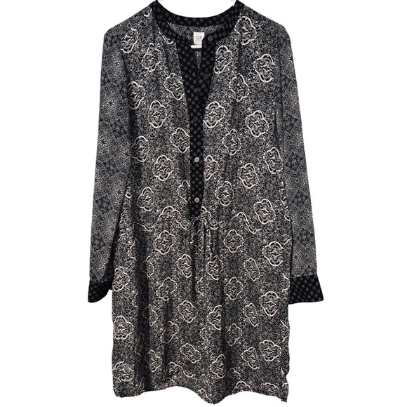 Gap Popover Shirt Dress, versatile black and white geometric or mandala-print - Picture 2 of 7